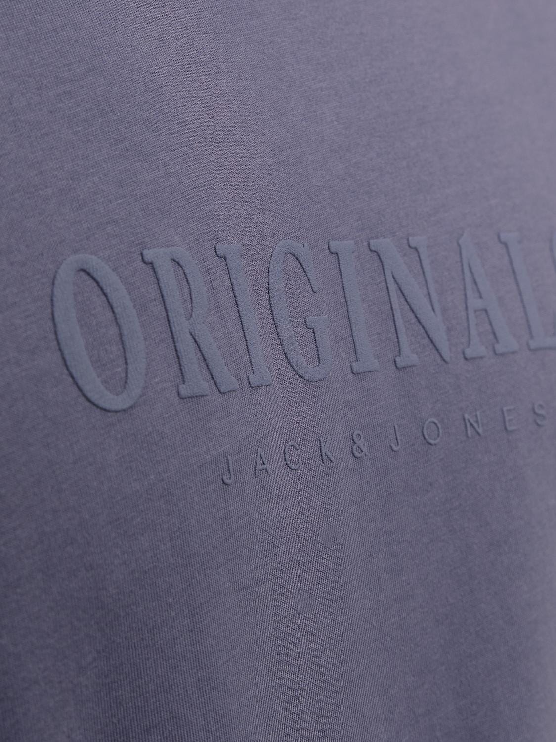 Camiseta básica texto engomado morada - JORFREDERIKSBERG TEE SS CREW NECK NOOS